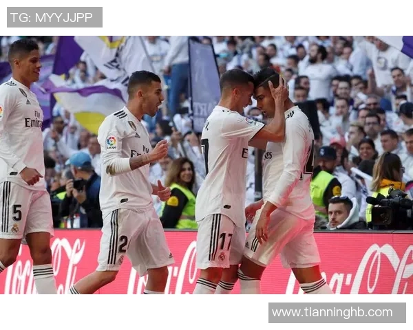 西甲精彩对决皇马大胜尤文图斯帽子戏法点燃全场激情